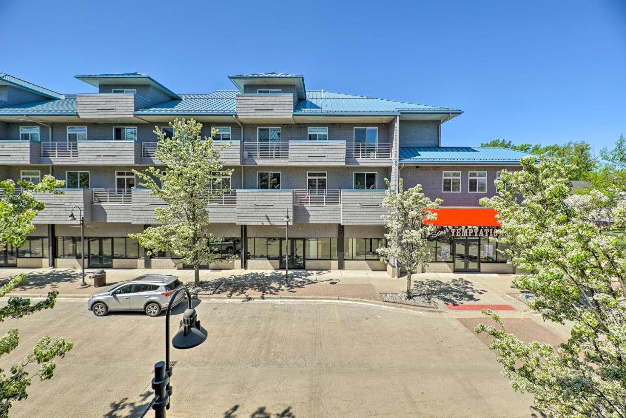Grand Haven Condo - Walk To Nearby Hot Spots! מראה חיצוני תמונה